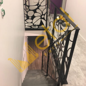 "gard corp interieur metal" Garde-corps intérieur en acier ou inox pour escalier